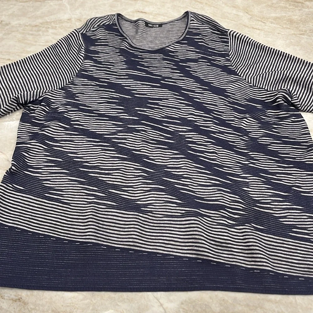 Nic+Zoe | Blue &‎ Grey Textured Zebra Sweater | Plus Size (Est. 3X)